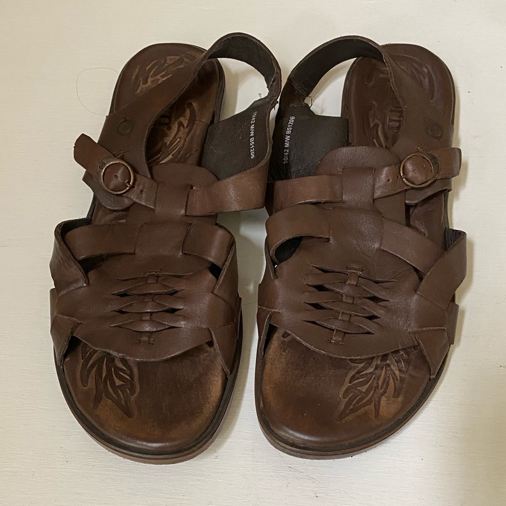 Born leather sandals. Women’s size 10